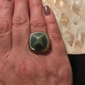 2 Gold-tone Fashion Rings