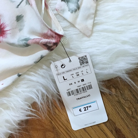NWT Zara Trafaluc off white floral neck tie top - Picture 5 of 5
