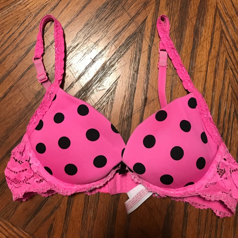 Lace and polkadot bra