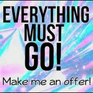 Closet clear out!!! 😍👙👚👖👗👡👛