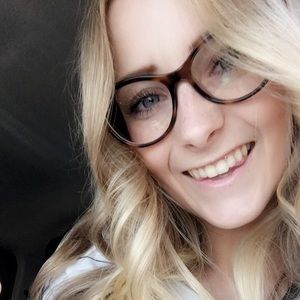 Meet your Posher, Amiyo