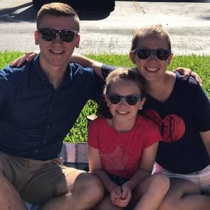 Meet your Posher, Hannah