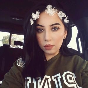 Meet your Posher, Tania