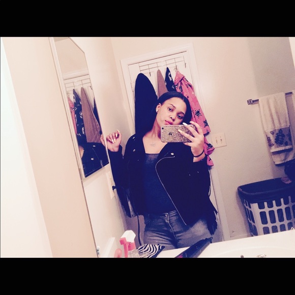 Meet your Posher, Destin - Picture 1 of 1