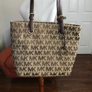 Michael Kors Jet Set Travel Monogram Logo Tote