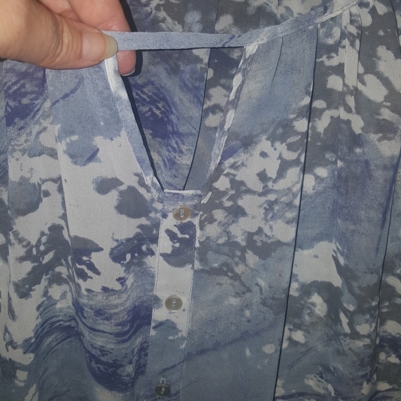 Sheer top! - Picture 2 of 5