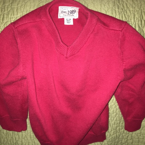 🎄Red Sweater☃️ - Picture 2 of 3