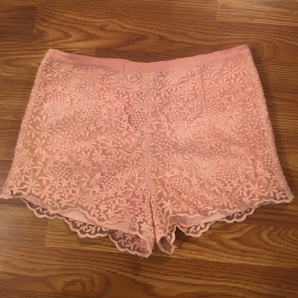 Forever 21 - Lace Light Pink Shorts