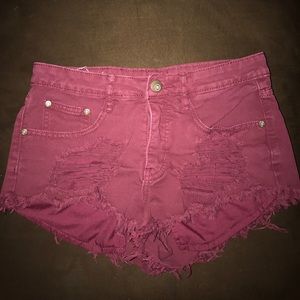 FRAYED HIGH WAISTED SHORTS