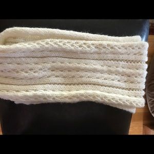 Infinity Scarf- Gilly Hicks