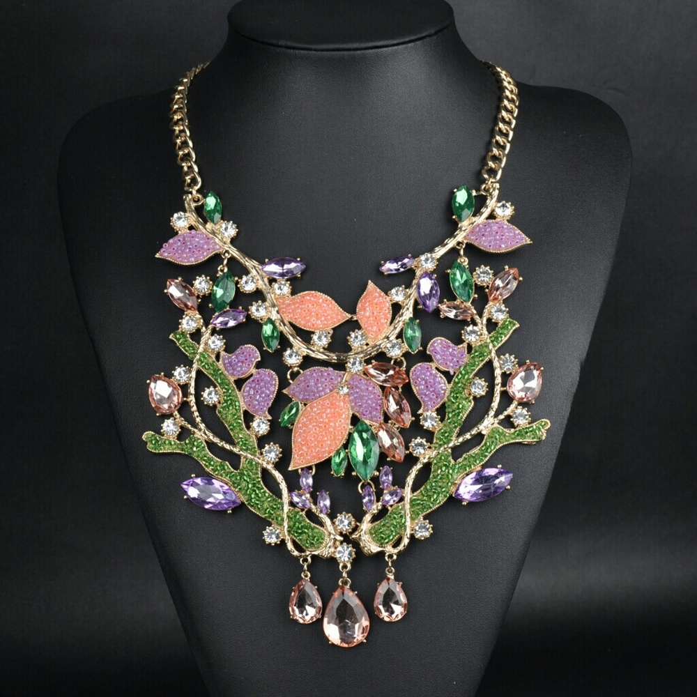 Unique Alloy Crystal Bib Style Necklace