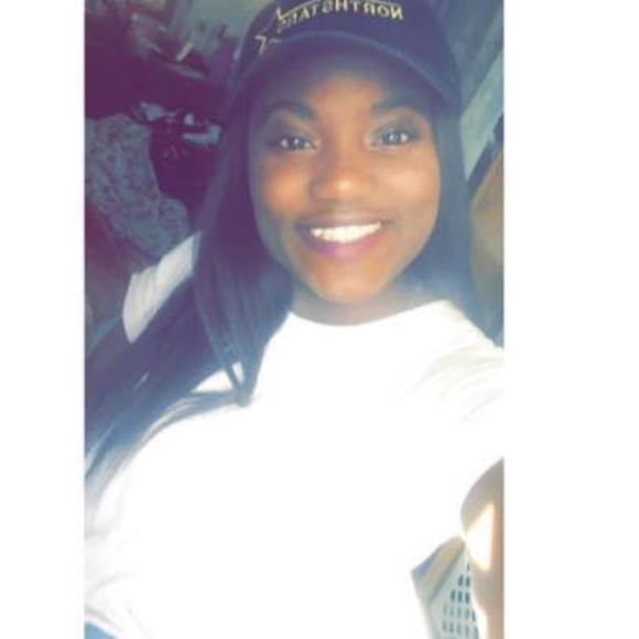 Meet your Posher, Cardarwina - Picture 1 of 1