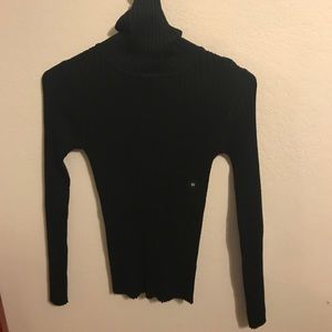 Kendall & Kylie black turtle neck