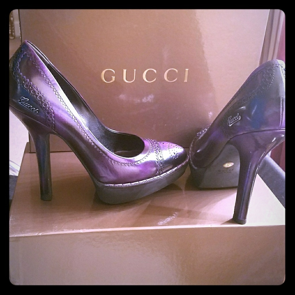Women's Gucci Platform shoes