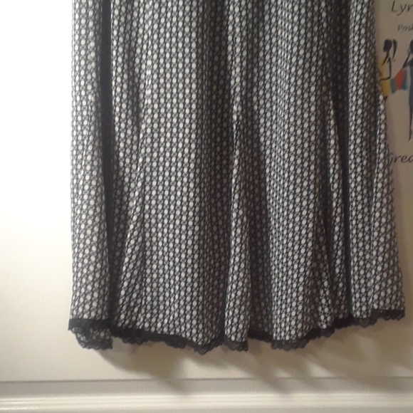 Notation Skirt.  2020 - Picture 5 of 6