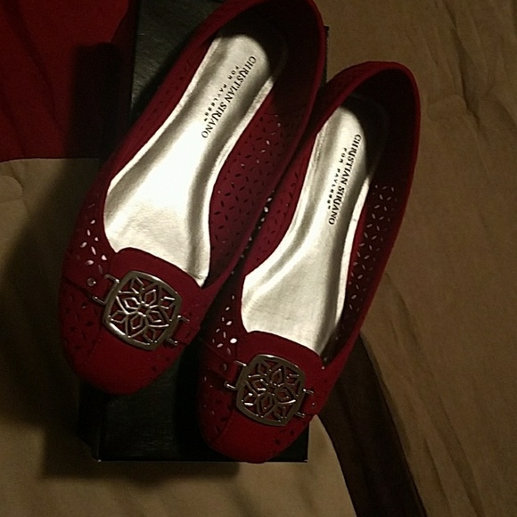 Red loafers - Picture 2 of 8