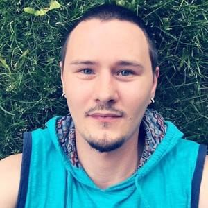 Meet your Posher, Chris