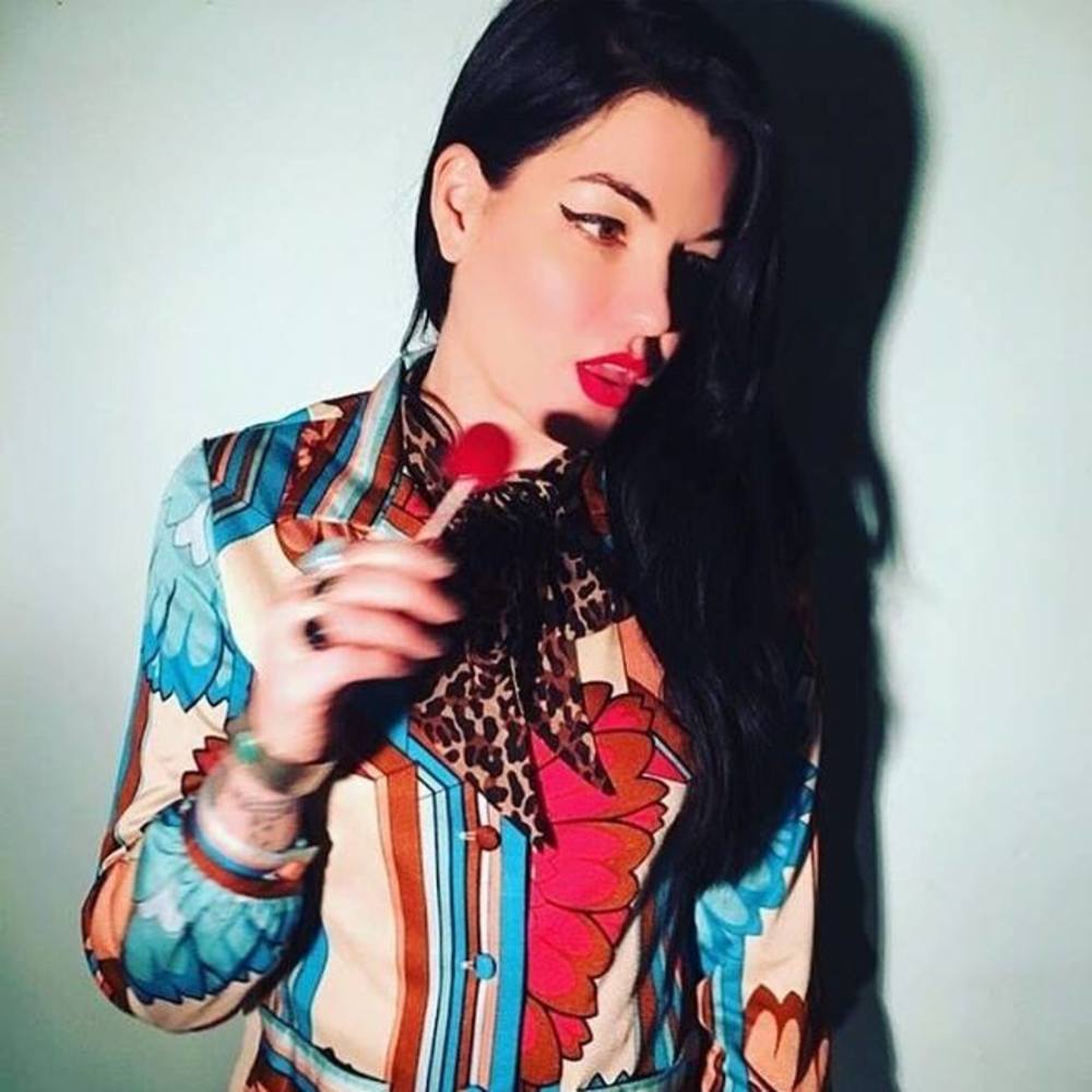 Meet your Posher, Amy