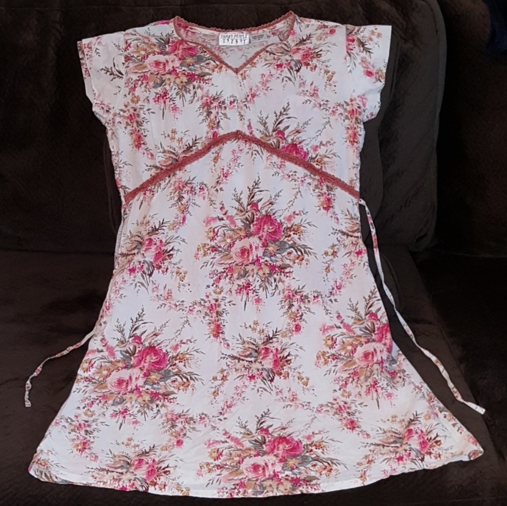 Funky People Flowered Shirt Dress, Size M.