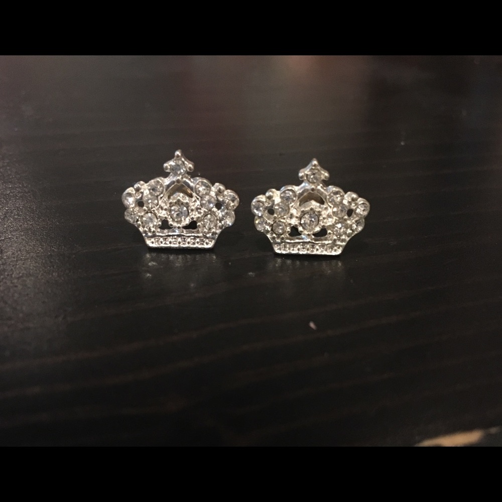 tiara sparkly stud earrings and butterfly backing