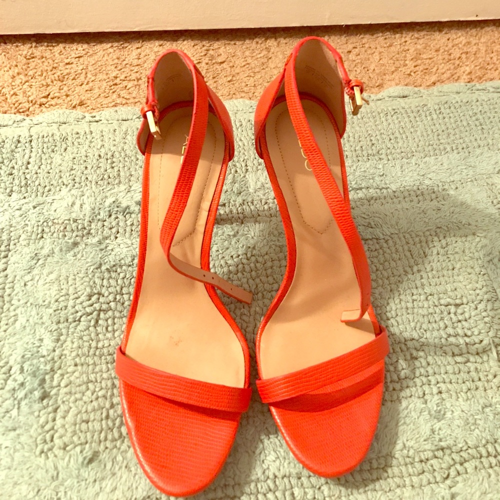 Orange strap heels 👠