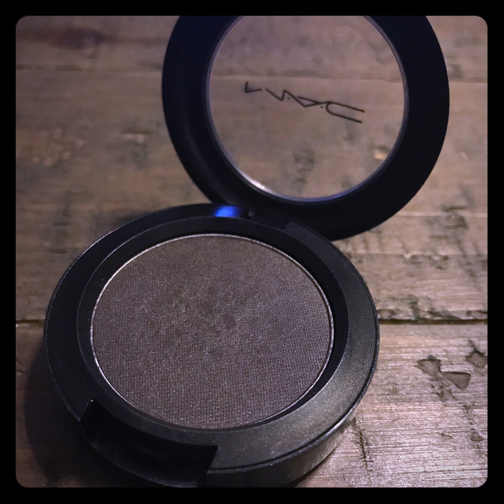 MAC Prolongwear Eyeshadow 💣 limited edition