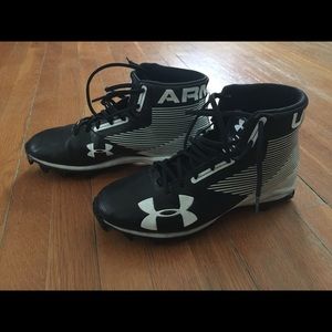 Under armor football cleats and gloves