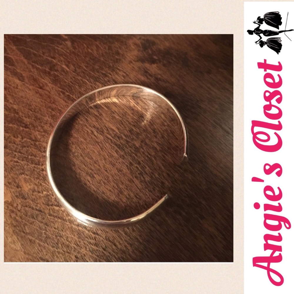 cuff bracelet - Picture 4 of 6