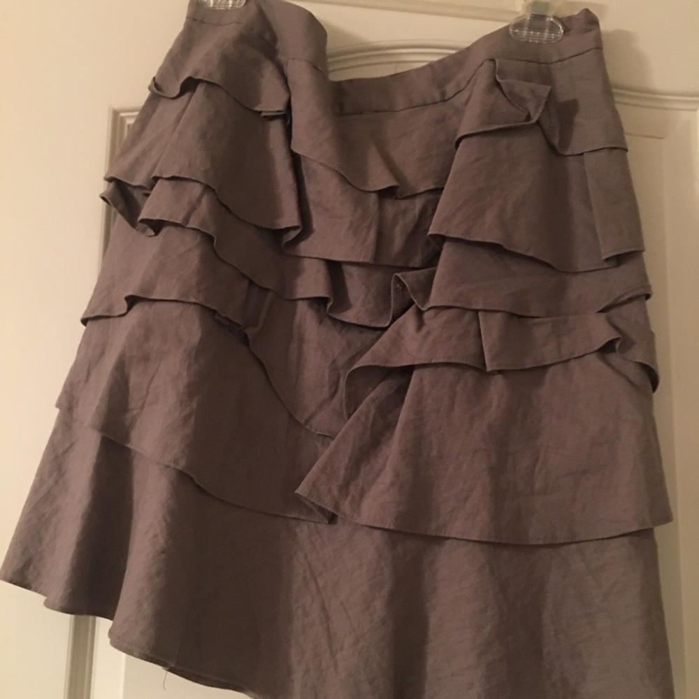 Ruffle skirt