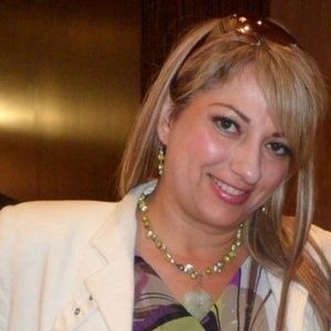 Meet your Posher, Carolina