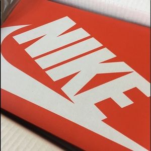 Meet your Posher, Conner