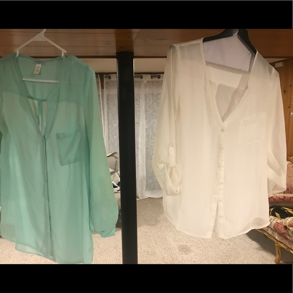 2 sheet button up shirts