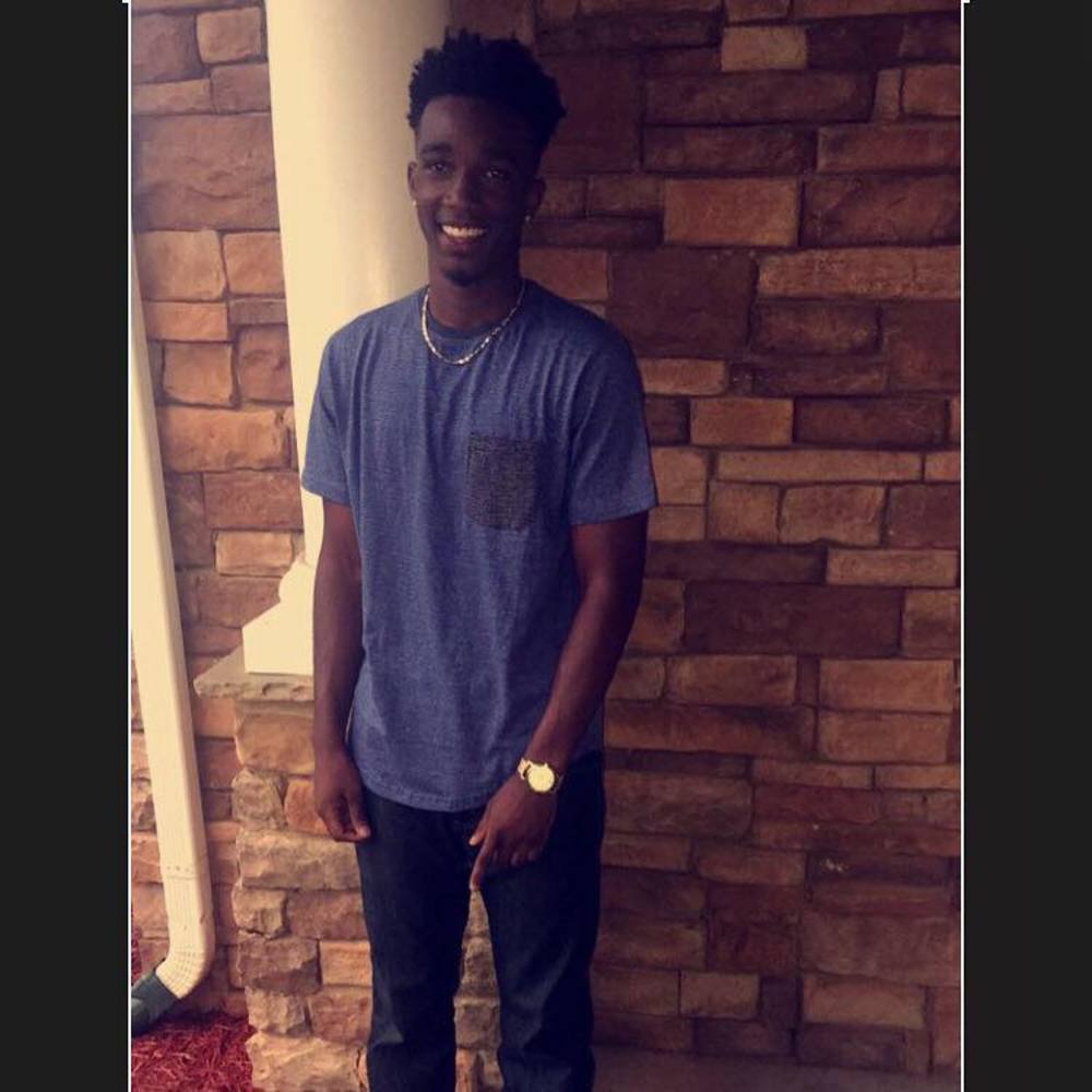 Meet your Posher, Tavon