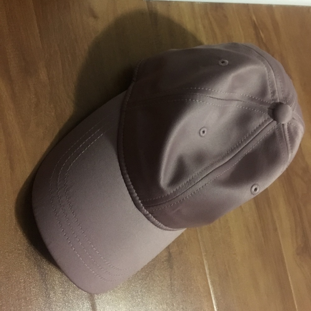 Hat - Picture 2 of 3