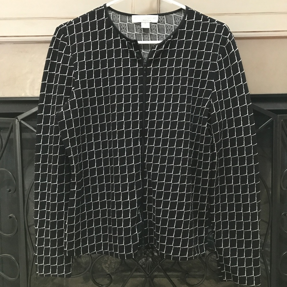 Petite sophisticate jacket.