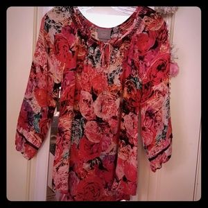 Anthropologie • 100% SILK!! Floral quarter sleeve