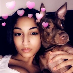 Meet your Posher, Victoria