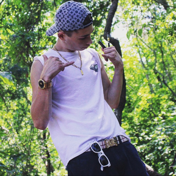 Meet your Posher, Camden - Picture 1 of 1