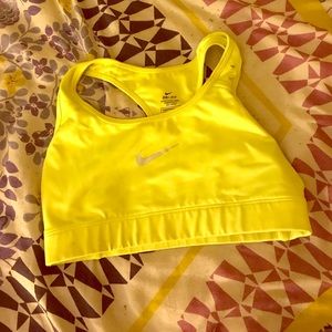Xs Nike sports bra