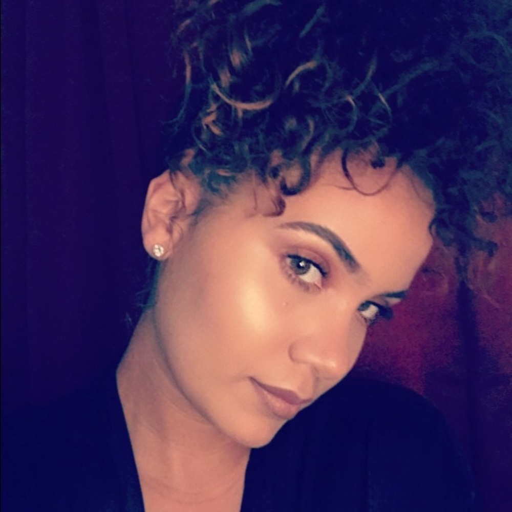Meet your Posher, Alisha