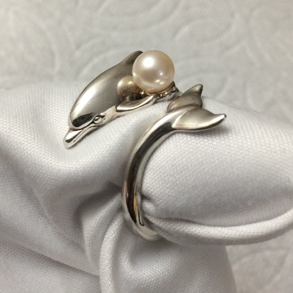 Sterling Silver Dolphin 🐬 with Pearl Ring - Picture 4 of 7