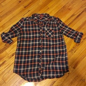 3/4 sleeves button up shirt