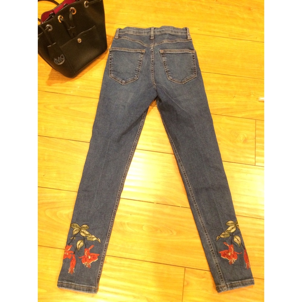 Embroided High-Waist TOPSHOP JAMIE jeans - W26-L30