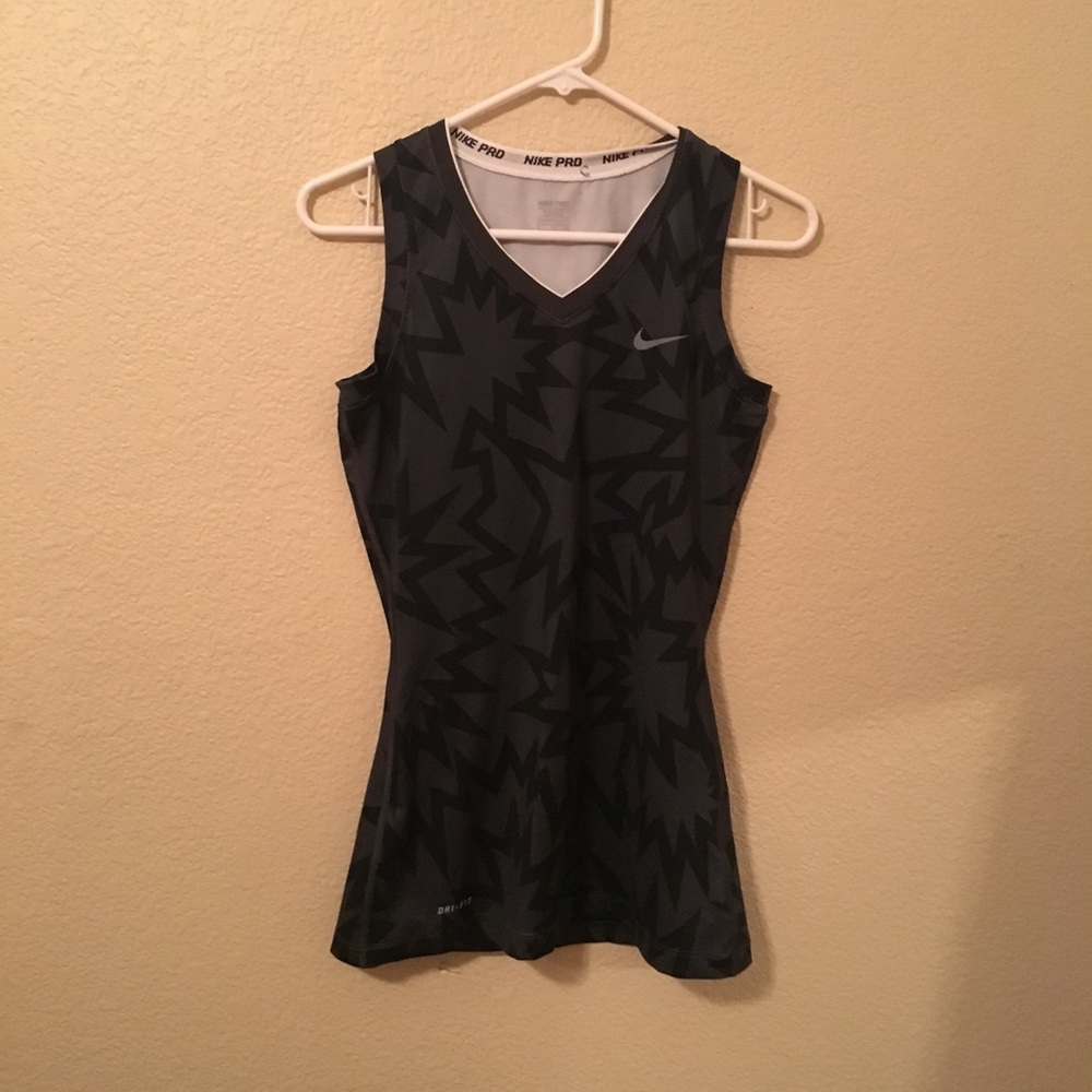 Nike Pro tank top
