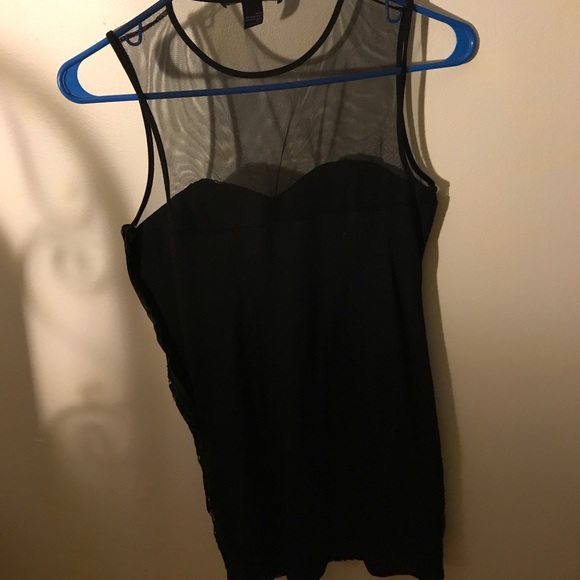 Dress - Picture 3 of 3