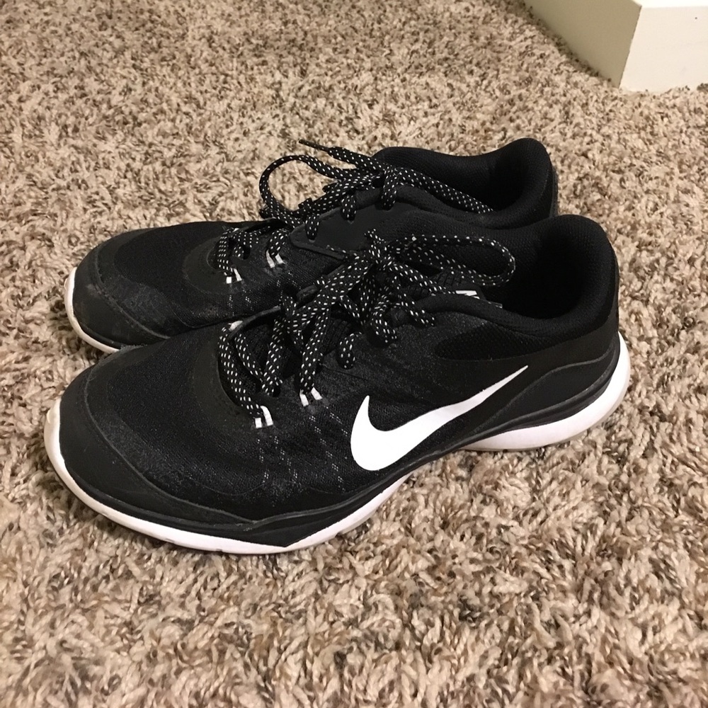 Black and White Nike Trainers