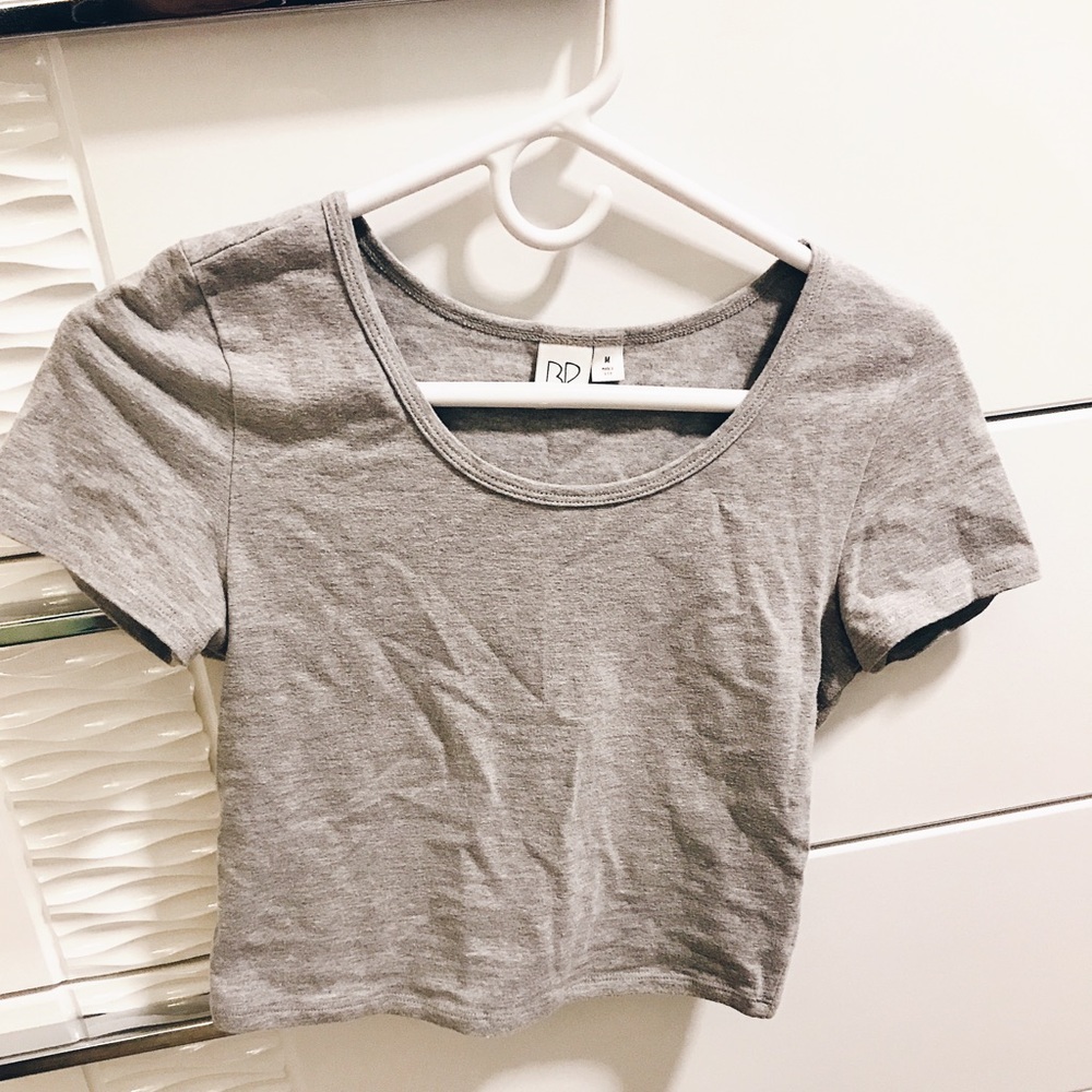 BP crop top / the smaller the better 😙
