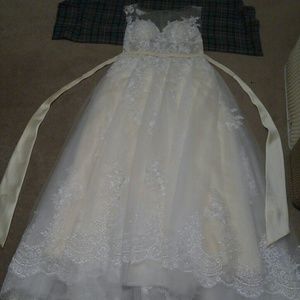 Wedding dress