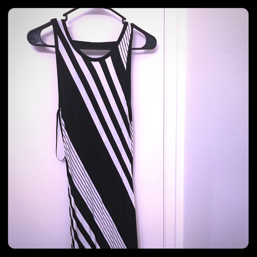Long black and white maxi dress size Small