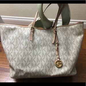 Michael Kors bag